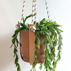 Leren plantenhanger |  zwart/wit touw